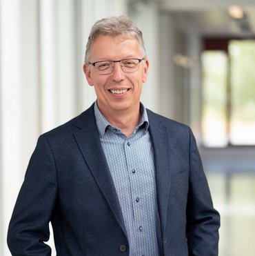 Vorstand_Portrait_Froeba